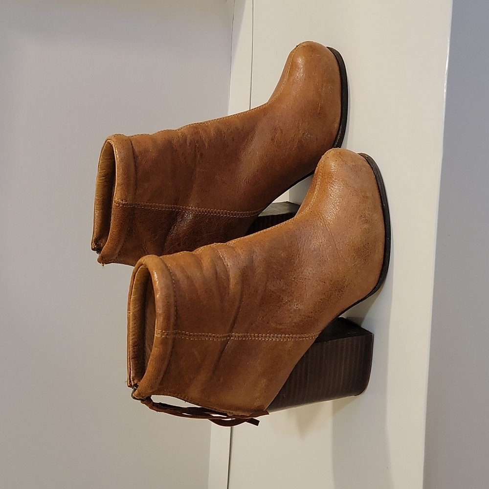 Jeffrey Campbell Rumble